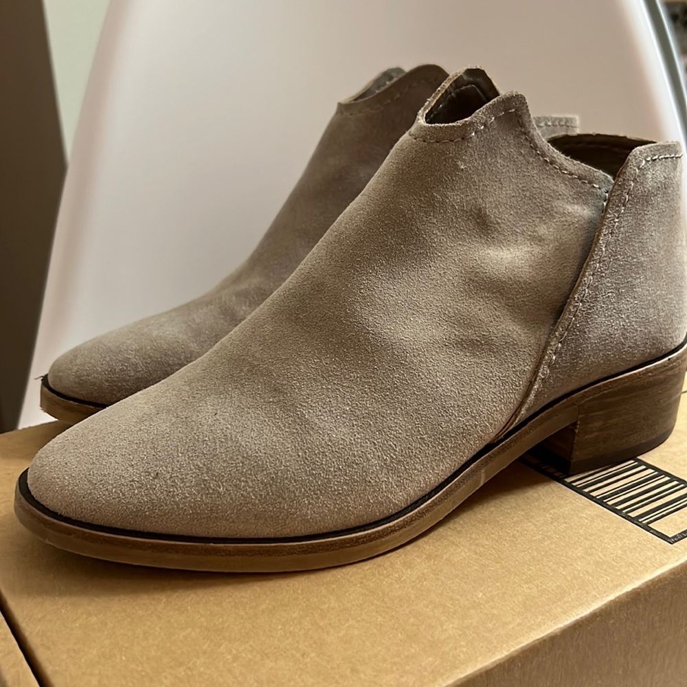 Dolce Vita booties